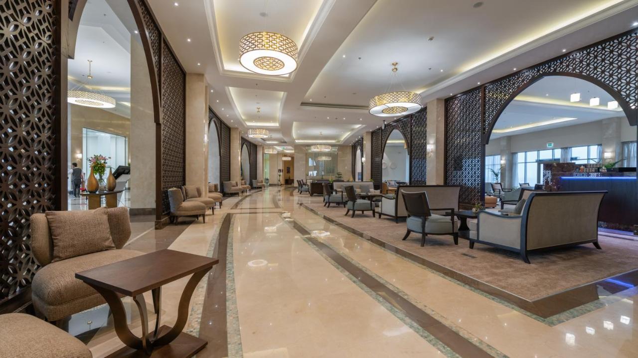 Grand Millennium Gizan Hotel Jizan Exterior photo Lobby